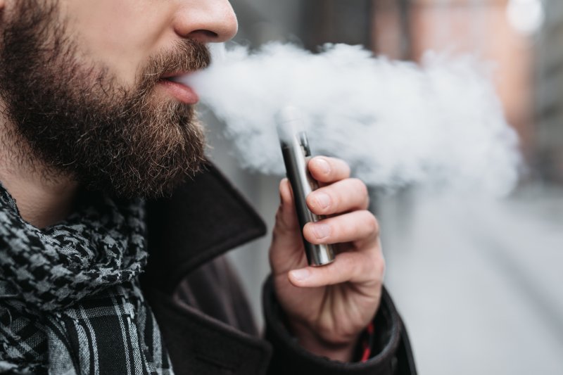 man vaping worsening symptoms of sleep apnea in State College